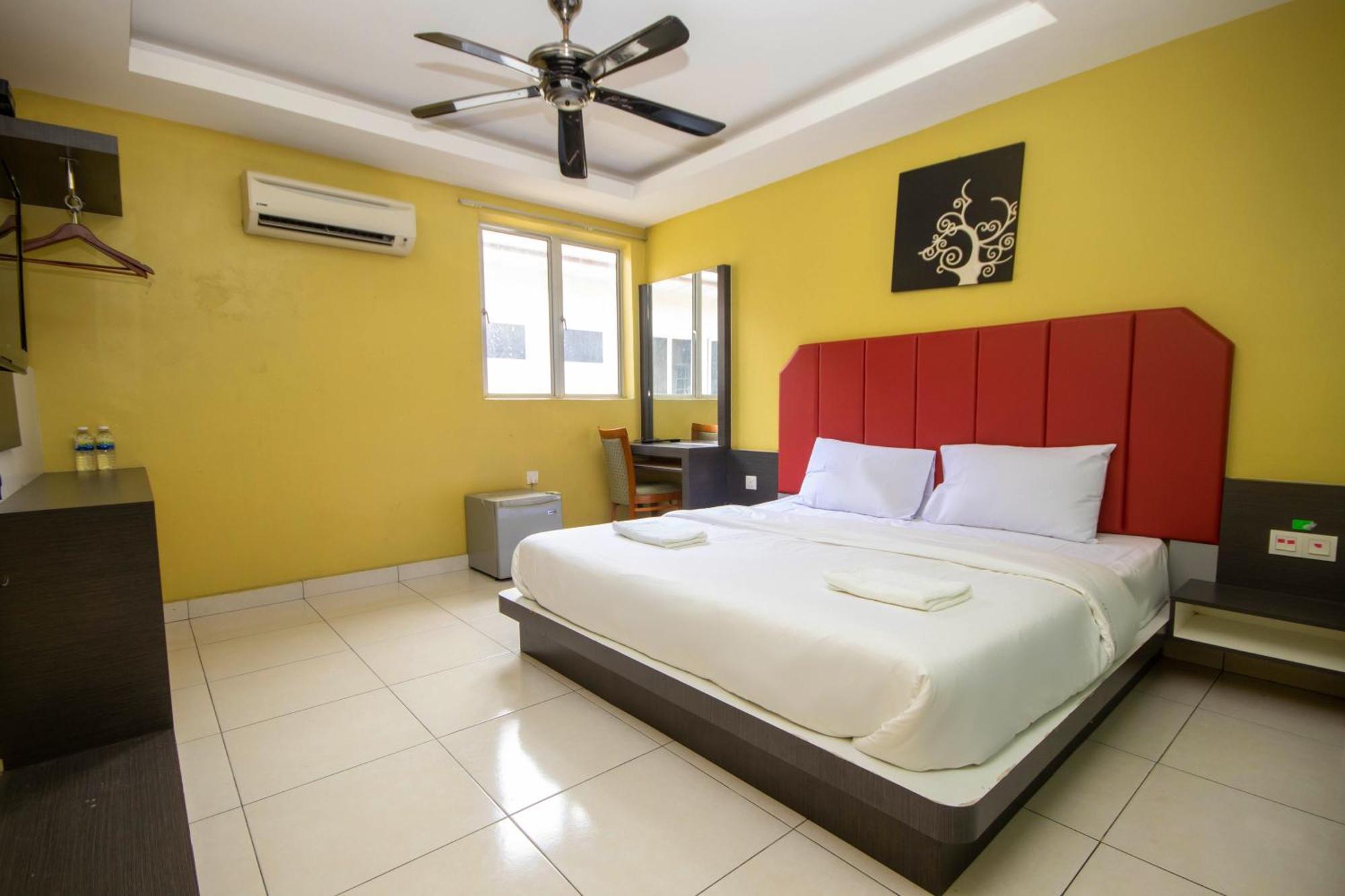 Jq Happy Lumut Hotel מראה חיצוני תמונה