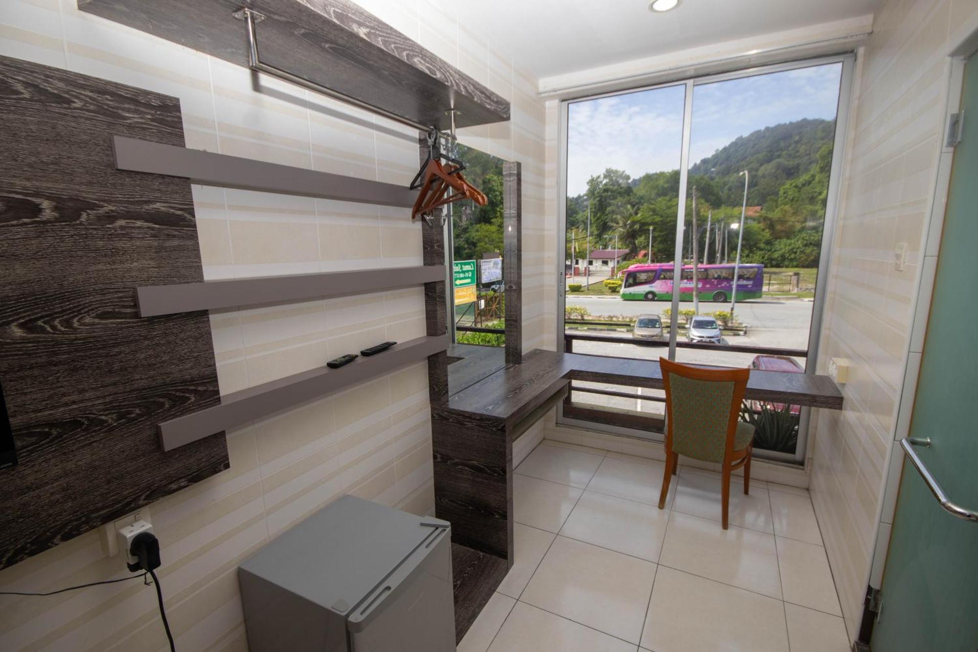 Jq Happy Lumut Hotel מראה חיצוני תמונה